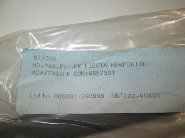 ZUNANJI PROFILI IN LETVE OEM N. 6657501 ORIGINAL REZERVNI DEL FORD FIESTA GFJ MK3 (1989 - 1995)BENZINA LETNIK 1989