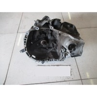 ROCNI MENJALNIK OEM N. 7701716380 ORIGINAL REZERVNI DEL RENAULT CLIO BB CB MK2 R / CLIO STORIA (05/2001 - 2012) DIESEL LETNIK 2003