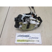 CENTRALNI ZAKLEP SPREDNJIH VRAT  OEM N. 5715A136 ORIGINAL REZERVNI DEL MITSUBISHI COLT Z30 Z3_A Z2_A MK6 (2004 - 2009) BENZINA LETNIK 2006