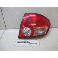 ZADNJI DESNI ZAROMETI OEM N. 9240210XXX ORIGINAL REZERVNI DEL HYUNDAI GETZ TB (2002 - 02/2006) BENZINA LETNIK 2005