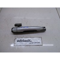 ZUNANJA KLJUKA ZADNJA DESNA VRATA OEM N. 8200452520 ORIGINAL REZERVNI DEL RENAULT LAGUNA BG0/1 KG0/1 MK2 BER/SW (11/2000 - 12/2004) DIESEL LETNIK 2003