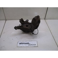 VRTLJIVI LEZAJ DESNO / PESTO KOLESA Z LEZAJEM SPREDAJ OEM N. 8200297033 ORIGINAL REZERVNI DEL RENAULT SCENIC/GRAND SCENIC JM0/1 MK2 (2003 - 2009) DIESEL LETNIK 2006