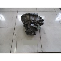 ROCNI MENJALNIK OEM N. 8200128325 ORIGINAL REZERVNI DEL RENAULT SCENIC/GRAND SCENIC JM0/1 MK2 (2003 - 2009) DIESEL LETNIK 2006