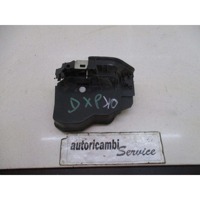 CENTRALNO ZAKLEPANJE ZADNJIH DESNIH VRAT OEM N. 7167070 ORIGINAL REZERVNI DEL BMW SERIE 1 BER/COUPE/CABRIO E81/E82/E87/E88 (2003 - 2007) BENZINA LETNIK 2005