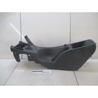 PLASTIKA MED SEDEZI BREZ NASLONJALA ROK OEM N. 73529554 ORIGINAL REZERVNI DEL FIAT STILO 192 BER/SW (2001 - 2004) DIESEL LETNIK 2003