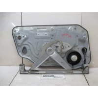 MEHANIZEM VETROBRANSKEGA STEKLA PREDNJIH VRAT OEM N. 8679081 ORIGINAL REZERVNI DEL VOLVO V50 545 (2004 - 05/2007) DIESEL LETNIK 2004