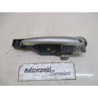 ZUNANJA KLJUKA SPREDNJA LEVA VRATA OEM N. 806070046R ORIGINAL REZERVNI DEL RENAULT CLIO BR0//1 CR0/1 KR0/1 MK3 R (05/2009 - 2013) BENZINA/GPL LETNIK 2012