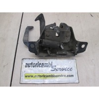 ZAKLEP POKROVA MOTORJA  OEM N. 811304A100 ORIGINAL REZERVNI DEL HYUNDAI H-1 A1 MK1 (1997 - 2007) DIESEL LETNIK 2000