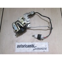 CENTRALNI ZAKLEP SPREDNJIH VRAT  OEM N. 8972993180 ORIGINAL REZERVNI DEL ISUZU TROOPER MK3 (2001 - 2003) DIESEL LETNIK 2001