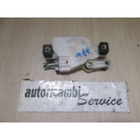 CENTRALNI ZAKLEP SPREDNJIH VRAT  OEM N. 8971283211 ORIGINAL REZERVNI DEL ISUZU TROOPER MK3 (2001 - 2003) DIESEL LETNIK 2001