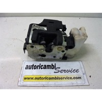 CENTRALNO ZAKLEPANJE PREDNIH LEVIH VRAT OEM N. 51843469 ORIGINAL REZERVNI DEL FIAT DOBLO 223 MK1 (2000 - 2004) DIESEL LETNIK 2004