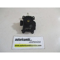 MOTORCEK OGREVANJA OEM N. 637007900 ORIGINAL REZERVNI DEL TOYOTA YARIS P1 MK1 (03/1999 - 03/2003) BENZINA LETNIK 2000