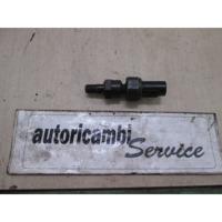 SENZOR LIVELA OLJA OEM N. 9475037000 ORIGINAL REZERVNI DEL KIA SORENTO JC MK1 (2002 - 2009) DIESEL LETNIK 2005