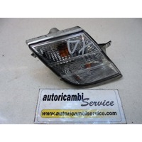 SPREDNJI INDIKATOR OEM N. 26130AX600 ORIGINAL REZERVNI DEL NISSAN MICRA K12 K12E MK3 (2002 - 2010) BENZINA LETNIK 2007