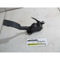 PEDALI OEM N. 36010AG140 ORIGINAL REZERVNI DEL SUBARU IMPREZA GR GH G3 (06/2007 - 04/2013) BENZINA/GPL LETNIK 2009