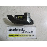 NOTRANJA KLJUKA  OEM N. 8261026000SF ORIGINAL REZERVNI DEL HYUNDAI SANTA FE SM MK1 (2000 - 2006) DIESEL LETNIK 2002