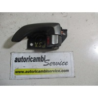 NOTRANJA KLJUKA  OEM N. 8261026000SF ORIGINAL REZERVNI DEL HYUNDAI SANTA FE SM MK1 (2000 - 2006) DIESEL LETNIK 2002