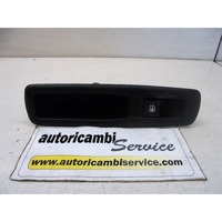 ZADNJE STIKALO OEM N. 829500004R ORIGINAL REZERVNI DEL RENAULT MEGANE MK3 BZ0/1 B3 DZ0/1 KZ0/1 BER/SPORTOUR/ESTATE (2009 - 2015) DIESEL LETNIK 2009