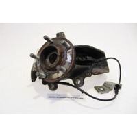 VRTLJIVI LEZAJ DESNO / PESTO KOLESA Z LEZAJEM SPREDAJ OEM N. 3M51-3K170-BP ORIGINAL REZERVNI DEL FORD FOCUS CMAX DM2 MK1 (10/2003 - 03/2007) DIESEL LETNIK 2004