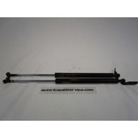 AMORTIZERJI PRTLJAZNIH VRAT  OEM N. G21B62620E ORIGINAL REZERVNI DEL MAZDA 6 GG GY (2003-2008) DIESEL LETNIK 2005