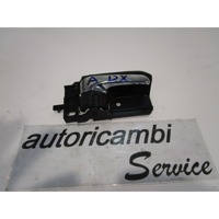 NOTRANJA KLJUKA  OEM N. 6920502110B0 ORIGINAL REZERVNI DEL TOYOTA COROLLA E12 (2000 - 2006) BENZINA LETNIK 2004