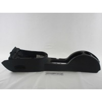 PLASTIKA MED SEDEZI BREZ NASLONJALA ROK OEM N. 96519603ZE ORIGINAL REZERVNI DEL CITROEN C3 / PLURIEL MK1 (2002 - 09/2005) DIESEL LETNIK 2005