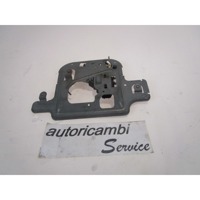 ZAKLEPANJE PRTLJA?NIH VRAT  OEM N. 05027524AD ORIGINAL REZERVNI DEL CHRYSLER PT CRUISER PT (2000 - 2010) BENZINA LETNIK 2002