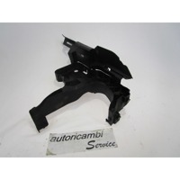 NOSILEC ZAROMETA  OEM N. 8200137495 ORIGINAL REZERVNI DEL RENAULT MEGANE MK2 BM0/1 CM0/1 EM0/1 KM0/1 LM0/1 BER/GRANDTOUR  (10/2002 - 02/2006) DIESEL LETNIK 2005