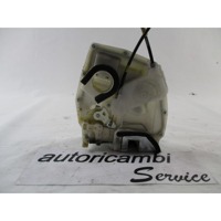 CENTRALNO ZAKLEPANJE ZADNJIH DESNIH VRAT OEM N. 82301-62J14-000 ORIGINAL REZERVNI DEL SUZUKI SWIFT MZ EZ MK3 (2004 - 2010) DIESEL LETNIK 2008