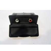 USB / AUX OEM N. 280230001R ORIGINAL REZERVNI DEL RENAULT CLIO BR0//1 CR0/1 KR0/1 MK3 R (05/2009 - 2013) BENZINA LETNIK 2012