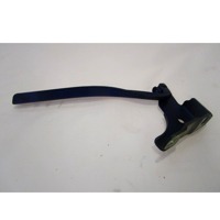 PANTI POKROVA MOTORJA OEM N. 51761348 ORIGINAL REZERVNI DEL FIAT GRANDE PUNTO 199 (2005 - 2012) DIESEL LETNIK 2008