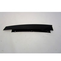 ZUNANJI PROFILI IN LETVE OEM N. 822830011R ORIGINAL REZERVNI DEL RENAULT LAGUNA BT0/1 KT0/1 MK3 BER/SW (10/2007 - 08/2010) DIESEL LETNIK 2008