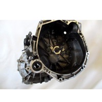 ROCNI MENJALNIK OEM N. 7701700574 ORIGINAL REZERVNI DEL RENAULT SCENIC XMOD / SCENIC JZ0/1 MK3 (2009 - 2012) DIESEL LETNIK 2011