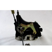 CENTRALNO ZAKLEPANJE PREDNIH LEVIH VRAT OEM N. MN167831 ORIGINAL REZERVNI DEL MITSUBISHI GRANDIS NAW (2003 - 2011) DIESEL LETNIK 2006