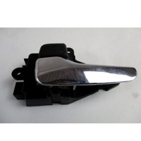 NOTRANJA KLJUKA  OEM N. MN105359 ORIGINAL REZERVNI DEL MITSUBISHI GRANDIS NAW (2003 - 2011) DIESEL LETNIK 2006