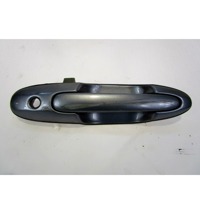 ZUNANJA KLJUKA SPREDNJA DESNA VRATA OEM N. LC6458410G ORIGINAL REZERVNI DEL MAZDA MPV LW MK2 (1999 - 2006) DIESEL LETNIK 2004