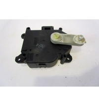 MOTORCEK OGREVANJA OEM N. 063700-8040 ORIGINAL REZERVNI DEL MAZDA MPV LW MK2 (1999 - 2006) DIESEL LETNIK 2002