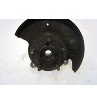 VRTLJIVI LEZAJ DESNO / PESTO KOLESA Z LEZAJEM SPREDAJ OEM N. LC6233021D LC6233061D ORIGINAL REZERVNI DEL MAZDA MPV LW MK2 (1999 - 2006) DIESEL LETNIK 2002