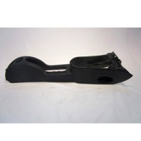 PLASTIKA MED SEDEZI BREZ NASLONJALA ROK OEM N. 98619603ZE ORIGINAL REZERVNI DEL CITROEN C2 (2004 - 2009) BENZINA LETNIK 2005