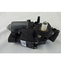 MOTORCEK ELEKTRICNEGA POMIKA ZADNJEGA STEKLA  OEM N. 8D0959802E ORIGINAL REZERVNI DEL AUDI A4 B5 BER/SW (1994 - 12/2000) BENZINA/GPL LETNIK 1999