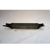 HLADILNIK INTERCOOLER OEM N. 55700449 ORIGINAL REZERVNI DEL FIAT GRANDE PUNTO 199 (2005 - 2012) DIESEL LETNIK 2009