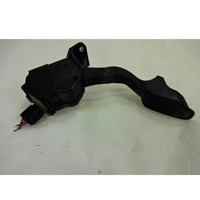 PEDALI OEM N. 7811052053 ORIGINAL REZERVNI DEL SUBARU TREZIA (2011 - 2014)DIESEL LETNIK 2011