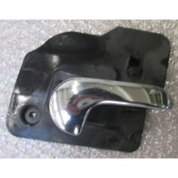 NOTRANJA KLJUKA  OEM N. 13121859 ORIGINAL REZERVNI DEL OPEL MERIVA A X03 R (2006 - 2010) BENZINA LETNIK 2007