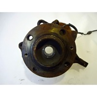 LEVI VRTLJIVI LEZAJ / PESTO KOLESA Z LEZAJEM SPREDAJ OEM N. 1607557480 330776 ORIGINAL REZERVNI DEL CITROEN C3 / PLURIEL MK1R (09/2005 - 11/2010) DIESEL LETNIK 2008