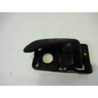 NOTRANJA KLJUKA  OEM N. 826102K000WK ORIGINAL REZERVNI DEL KIA SOUL AM MK1 (2008 - 2013) DIESEL LETNIK 2009