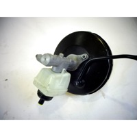 SERVO OJACEVALNIK ZAVOR S PUMPO OEM N. 8200941229 ORIGINAL REZERVNI DEL DACIA SANDERO MK1 (2008 - 2012) BENZINA/GPL LETNIK 2009