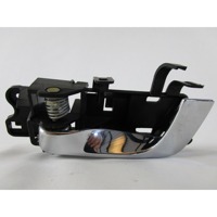 NOTRANJA KLJUKA  OEM N. 25707889 ORIGINAL REZERVNI DEL CADILLAC SRX (2004 - 2009) BENZINA LETNIK 2005