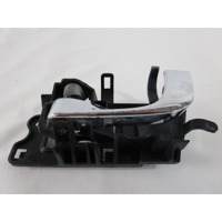 NOTRANJA KLJUKA  OEM N. 25707889 ORIGINAL REZERVNI DEL CADILLAC SRX (2004 - 2009) BENZINA LETNIK 2005