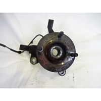 LEVI VRTLJIVI LEZAJ / PESTO KOLESA Z LEZAJEM SPREDAJ OEM N. 1544568 ORIGINAL REZERVNI DEL FORD FIESTA CB1 CNN MK6 (09/2008 - 11/2012) BENZINA/GPL LETNIK 2009