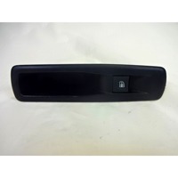 ZADNJE STIKALO OEM N. 829500004R ORIGINAL REZERVNI DEL RENAULT MEGANE MK3 BZ0/1 B3 DZ0/1 KZ0/1 BER/SPORTOUR/ESTATE (2009 - 2015) DIESEL LETNIK 2014